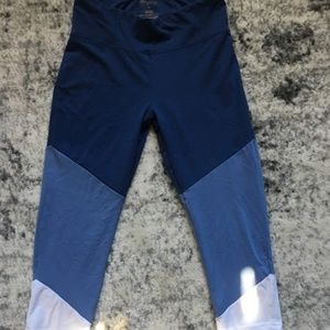 Balance Yoga 3/4 Leggings